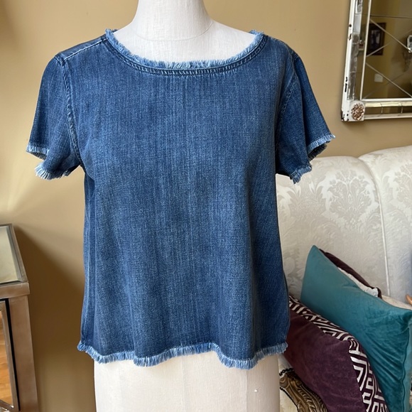 cloth & stone denim top. - Picture 1 of 5
